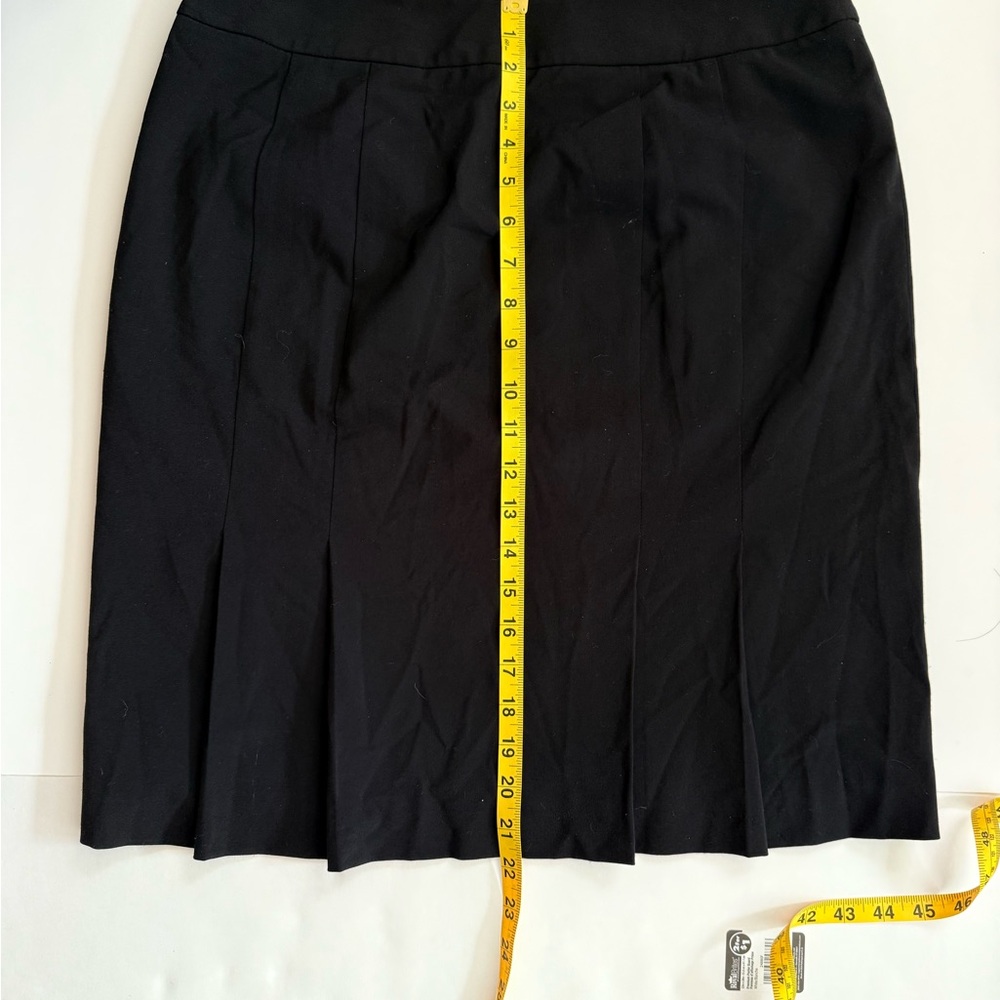 Elegant Black Women's Skirt